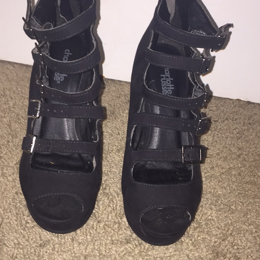 Black Open toe heel with straps
